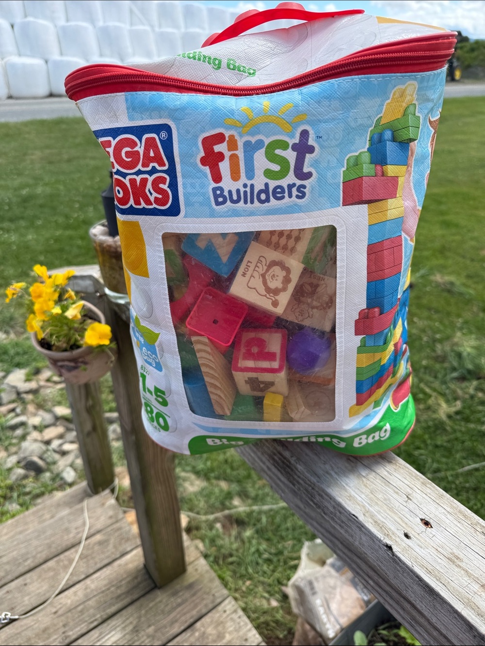 First Builders Red Carrying Bag - Mega Bloks Early Learning Block Set